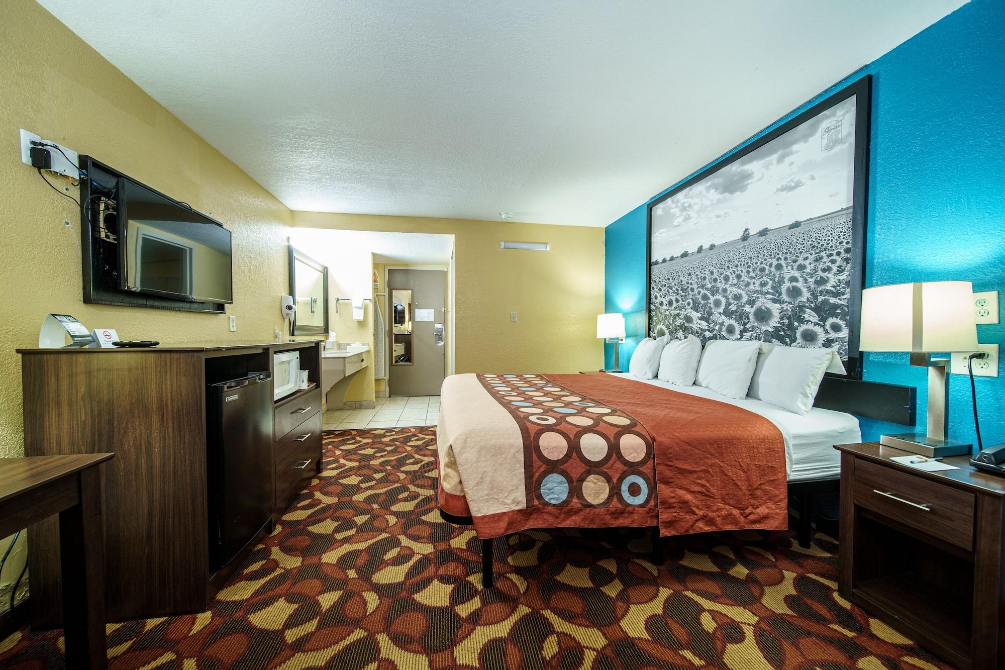 Motel Super 8 By Wyndham Wichita Airport West Kellogg Extérieur photo
