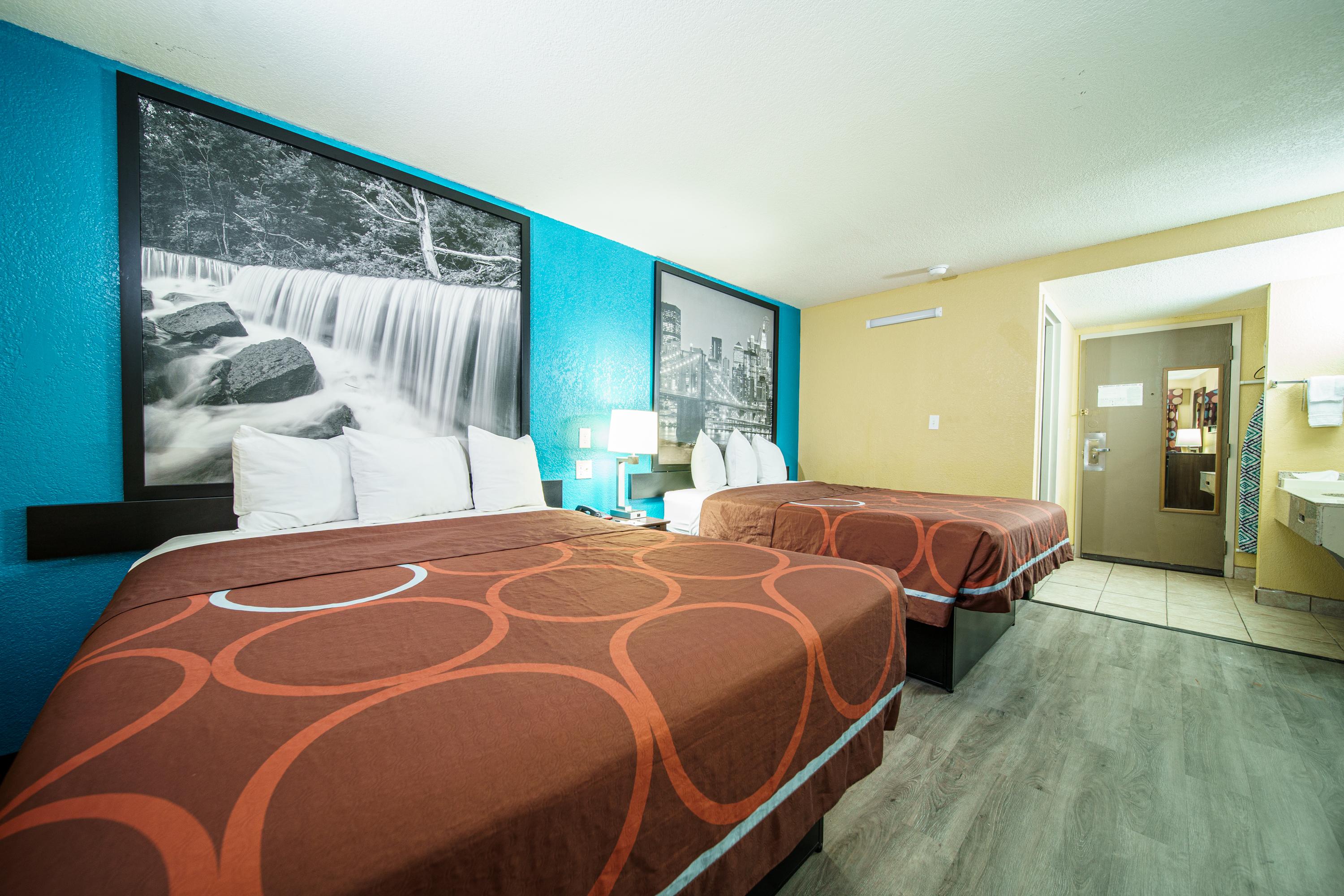 Motel Super 8 By Wyndham Wichita Airport West Kellogg Extérieur photo